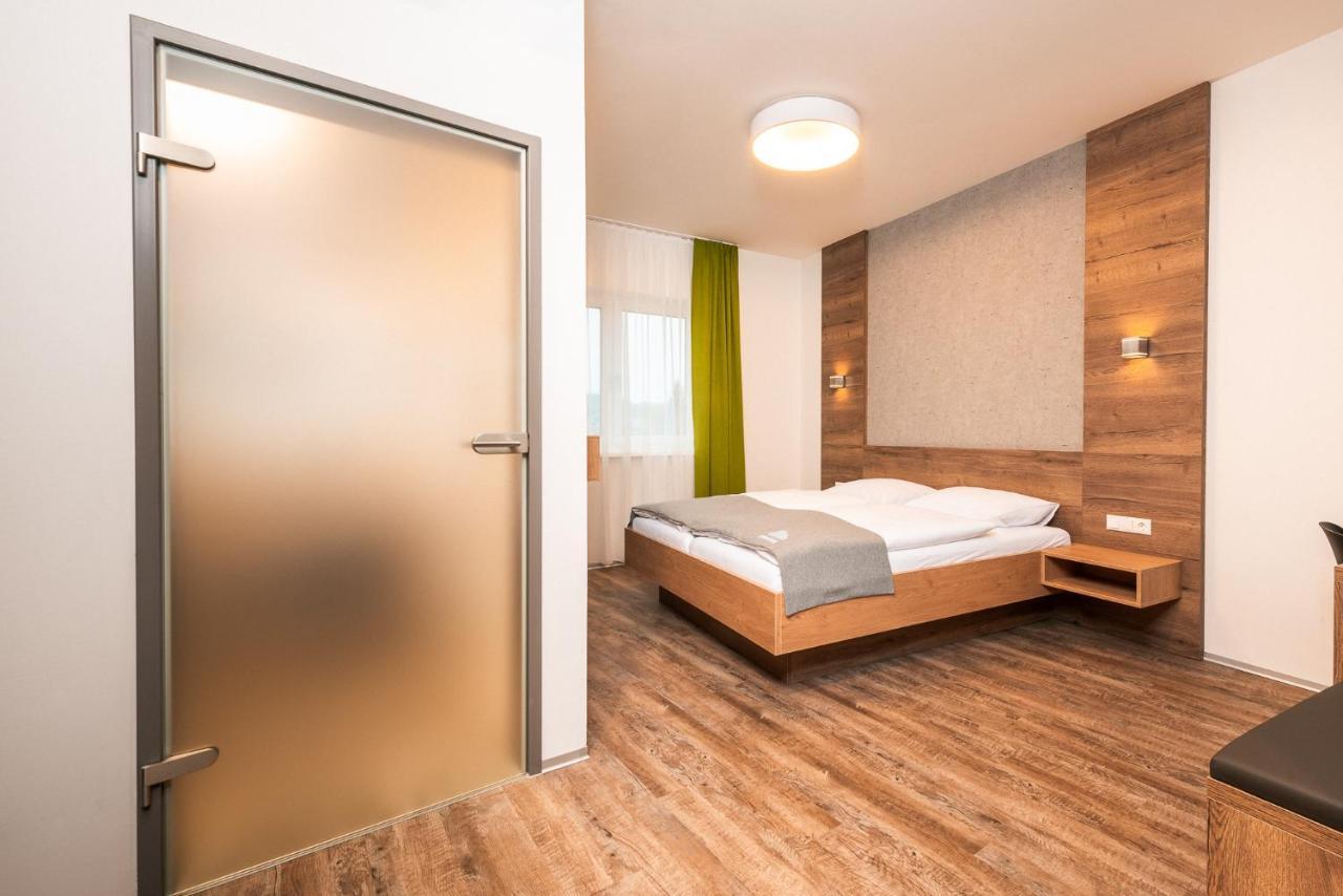 Das Schlaf&Gut - Self Check-In Leibnitz Exteriör bild